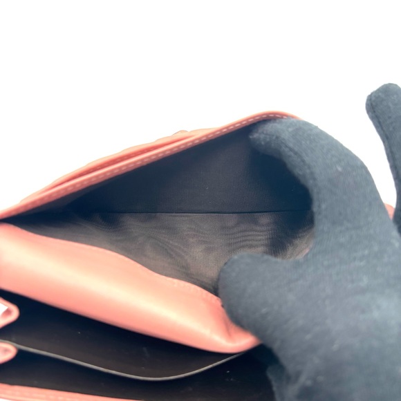 Gucci GG Canvas Wallet with Gold Chain - Picture 10 of 11